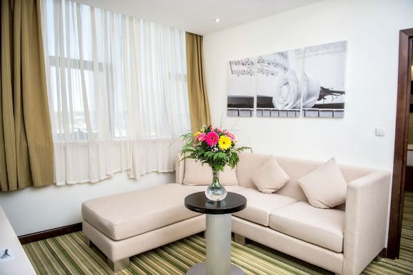 Canvas Hotel Shymkent (Szymkent)